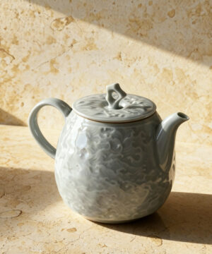 Théière japonaise en porcelaine Sky Blue Ru Kiln